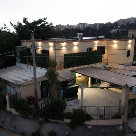קטנזארו Chalet N5 Guest House מראה חיצוני תמונה