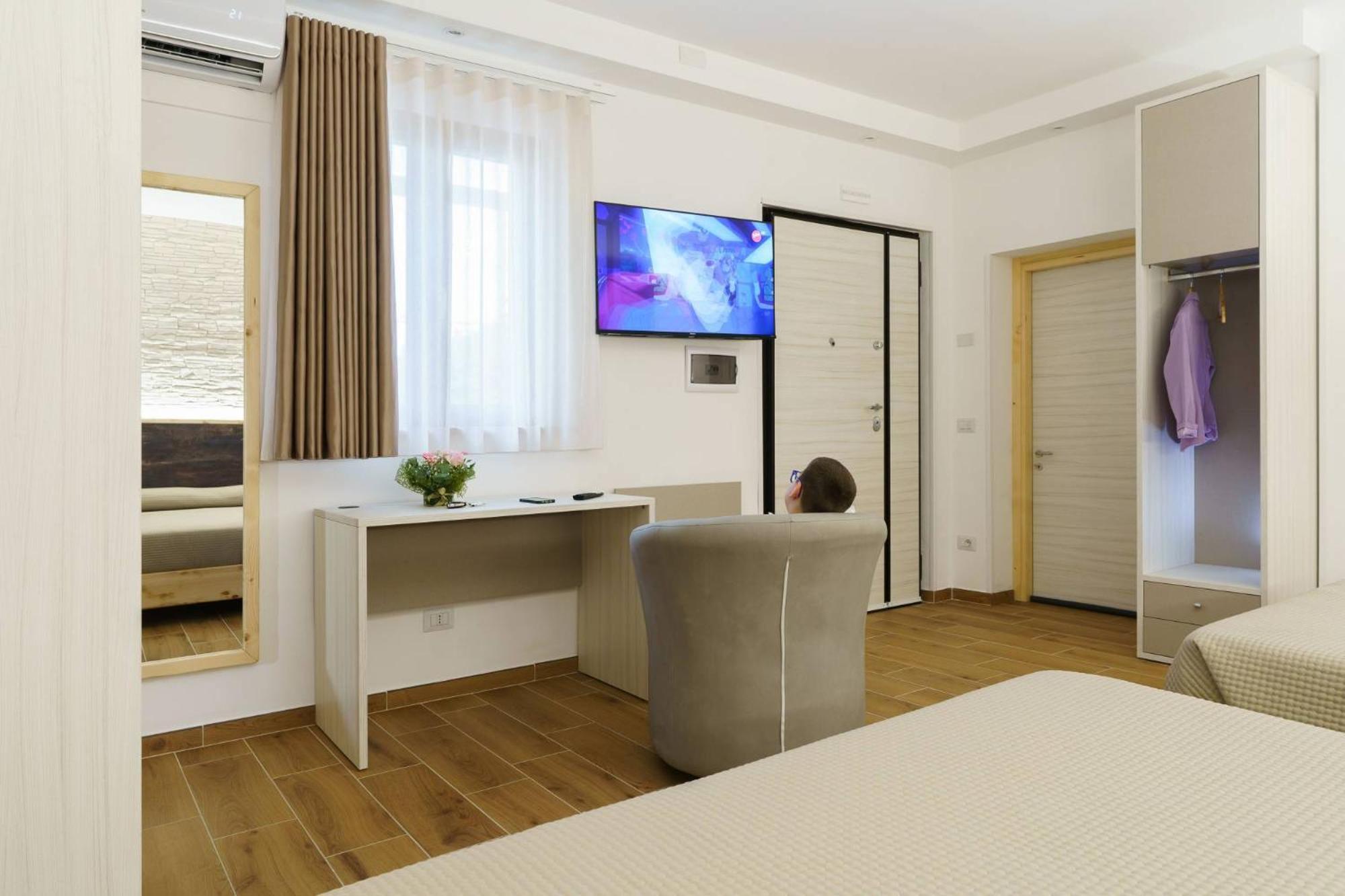 קטנזארו Chalet N5 Guest House מראה חיצוני תמונה