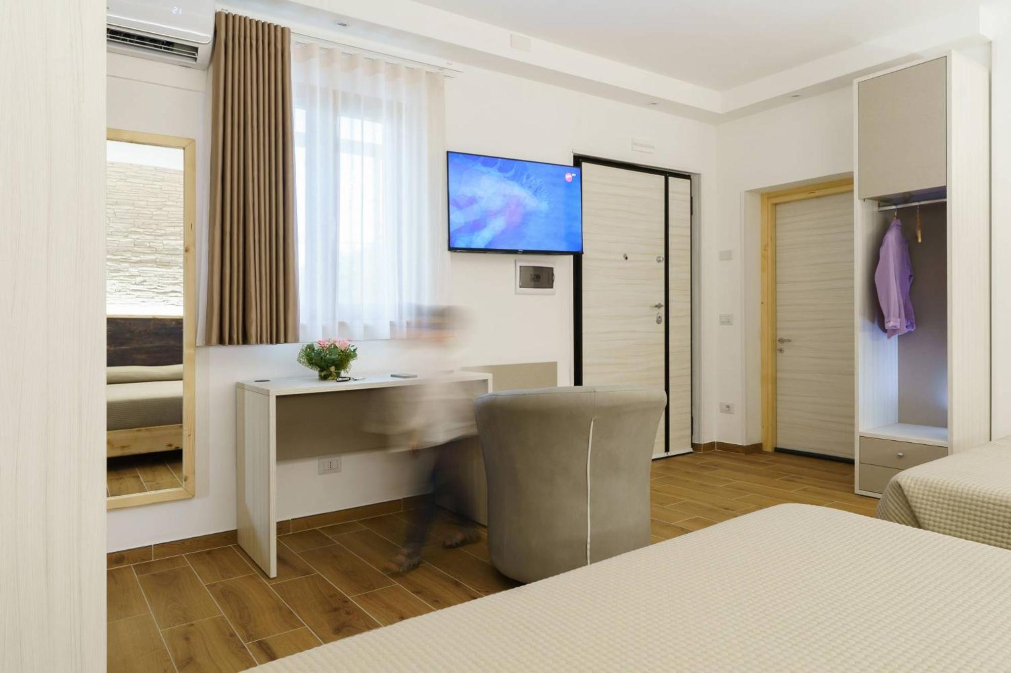 קטנזארו Chalet N5 Guest House מראה חיצוני תמונה